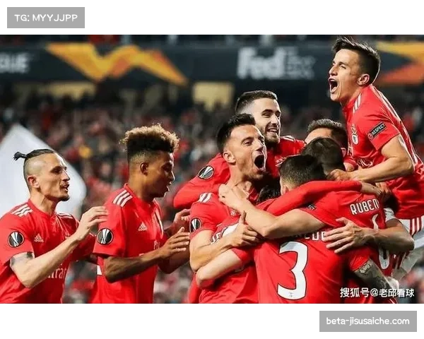 欧联杯第3轮焦点战费内巴切客挑战斯图加特巅峰对决影响榜首形势