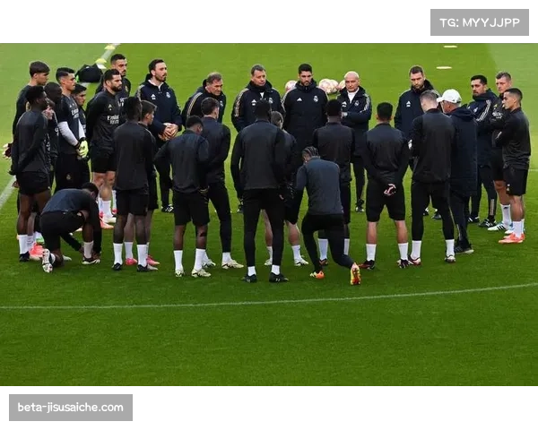 前国门言论引热议 年轻球员自恋现象引发足球圈深思 前国门言论引热议 年轻球员自恋现象引发足球圈深思