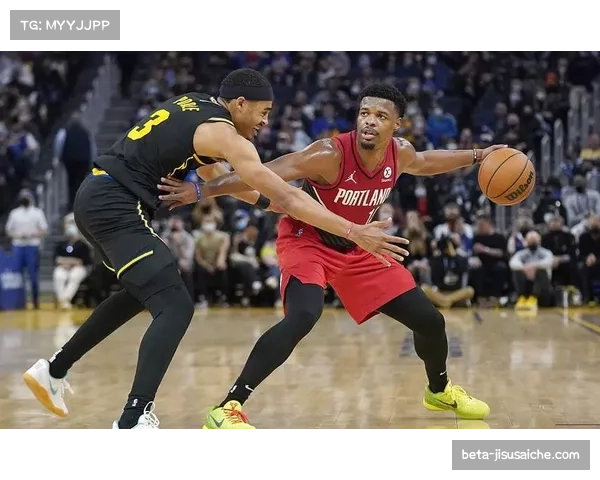 深圳史密斯同时领跑得分助攻榜 全面表现助球队连胜